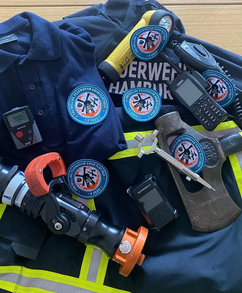 Bestickte Feuerwehr-Kleidung und Ausrüstung – umgesetzt von Klatt Stickerei
